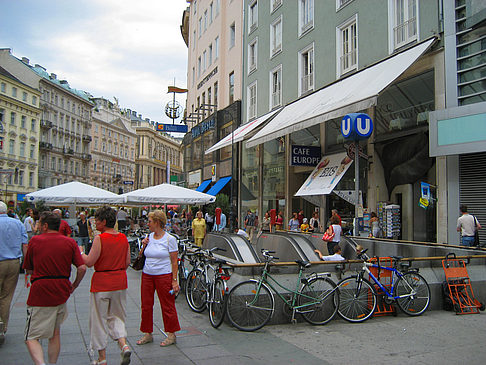 Einkaufsstraße